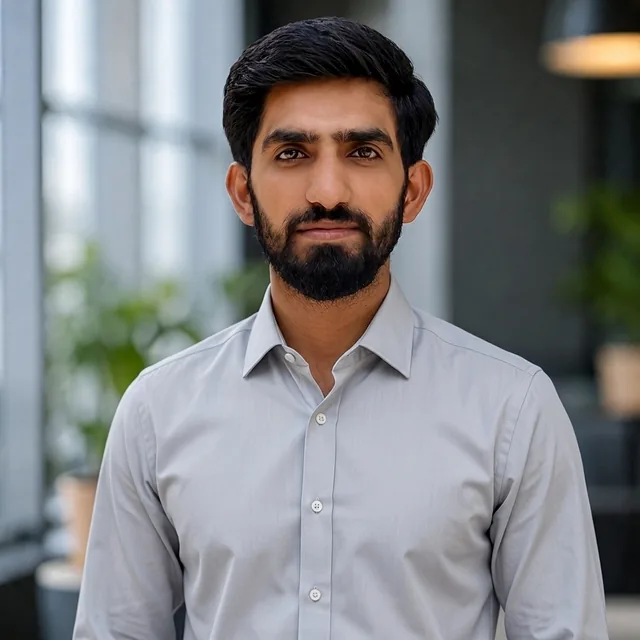 Muzamil Yousaf, Sales Lead at FoxReach